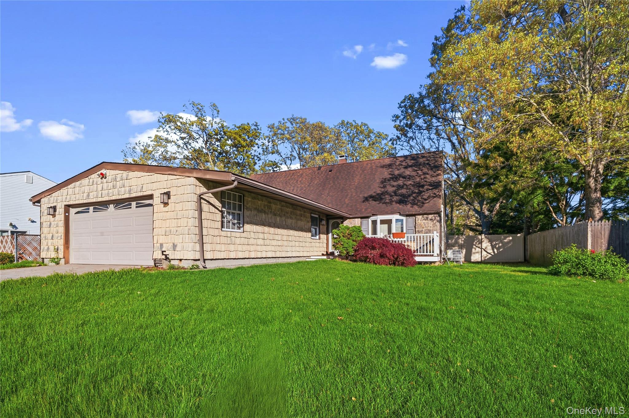 5 Imperial Drive Property Photo 1
