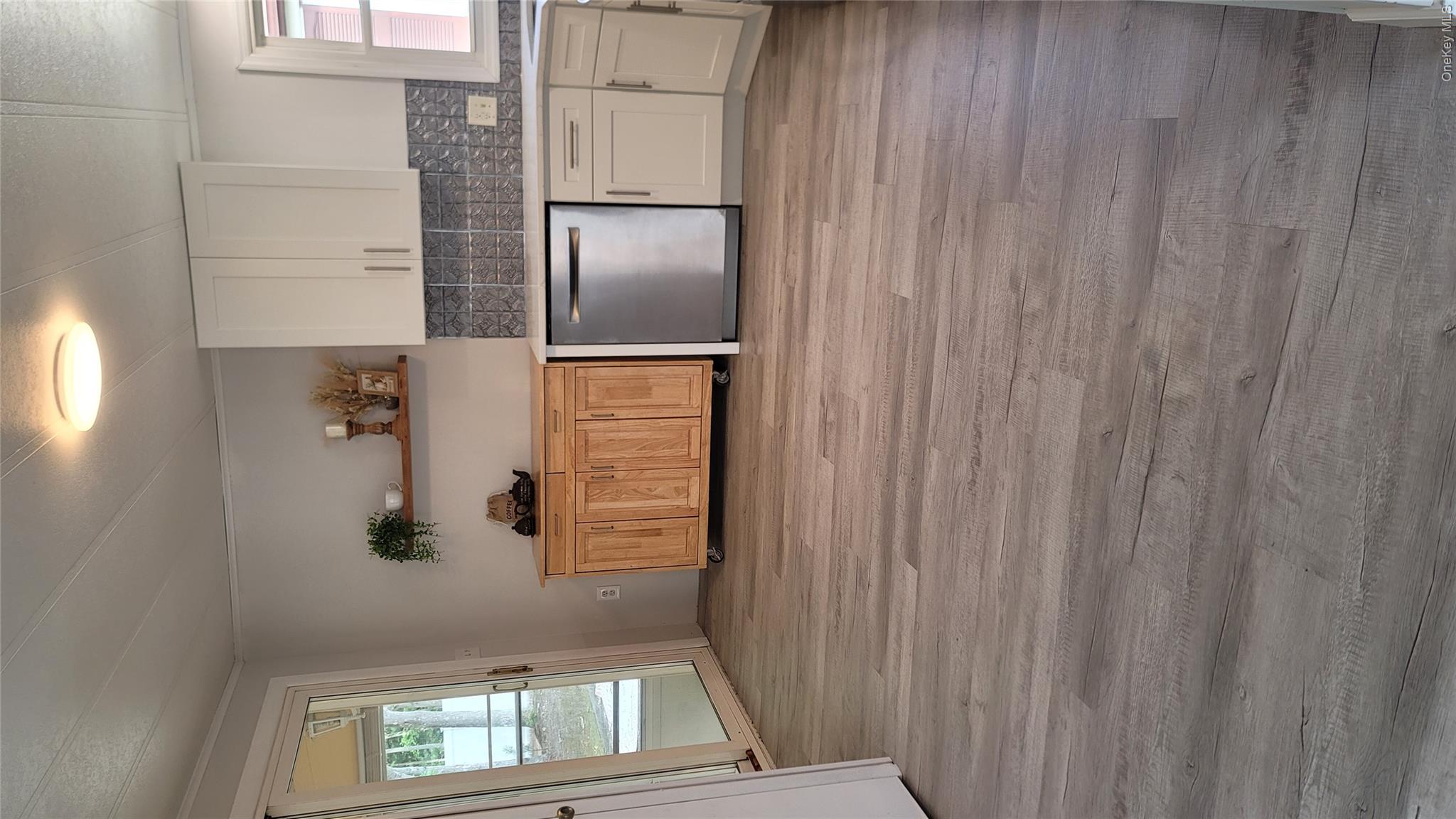 131 Village Circle Property Photo 8