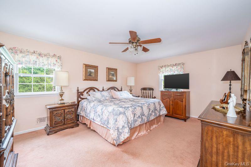 40 Hanson Lane Property Photo 14