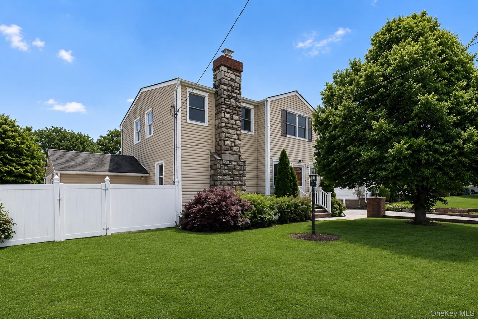 56 Dail Street Property Photo 1