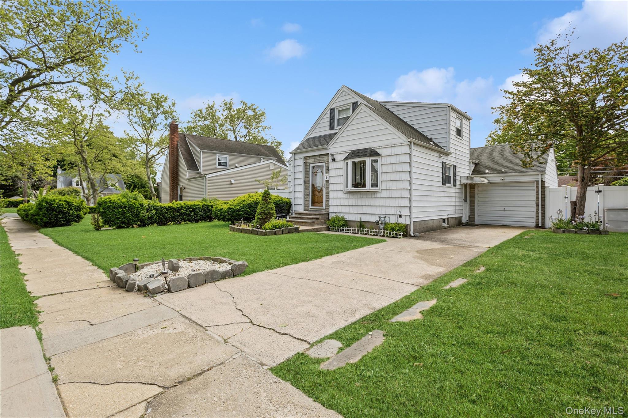 8 Cedarlawn Boulevard Property Photo 3