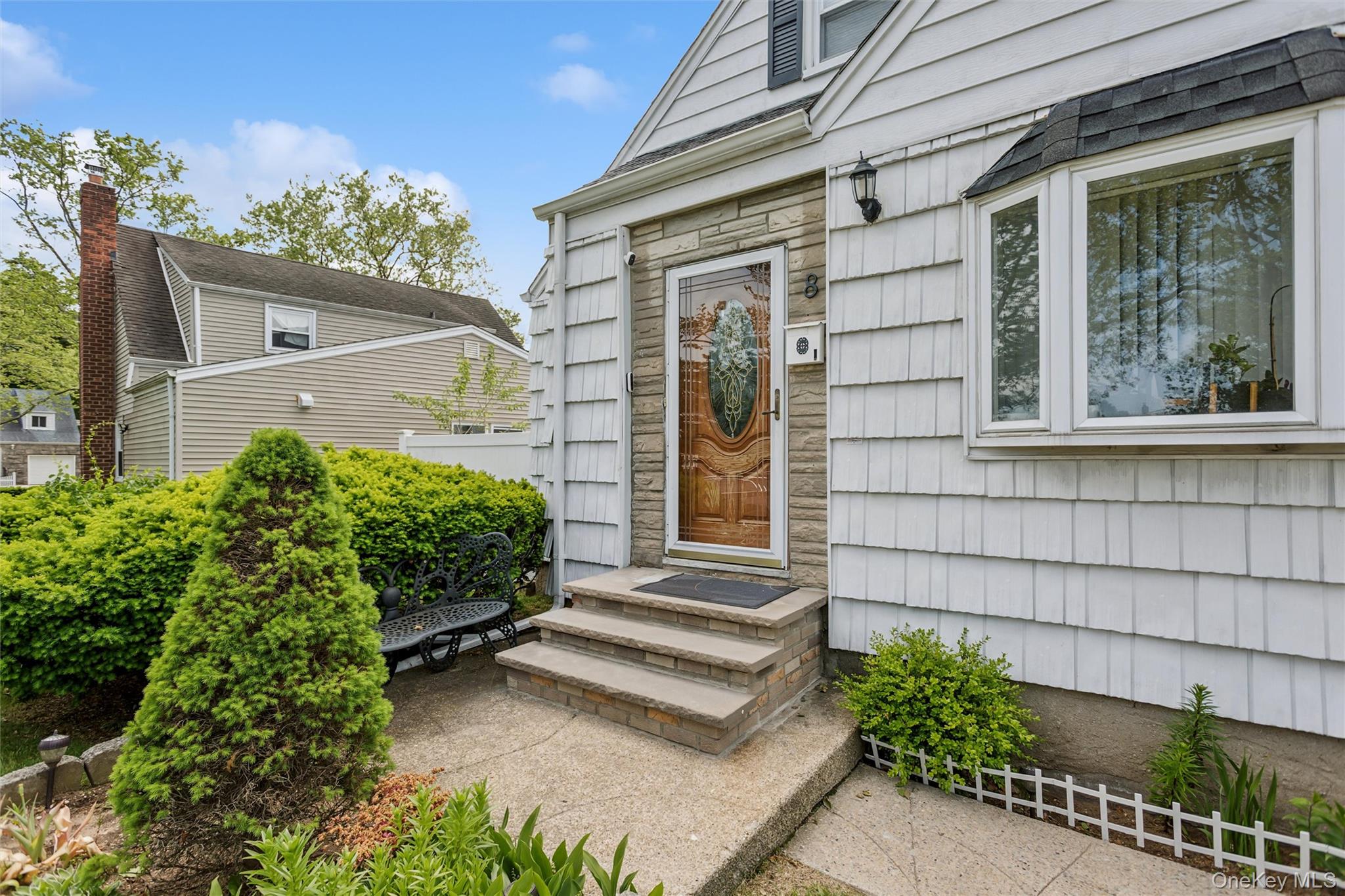 8 Cedarlawn Boulevard Property Photo 4