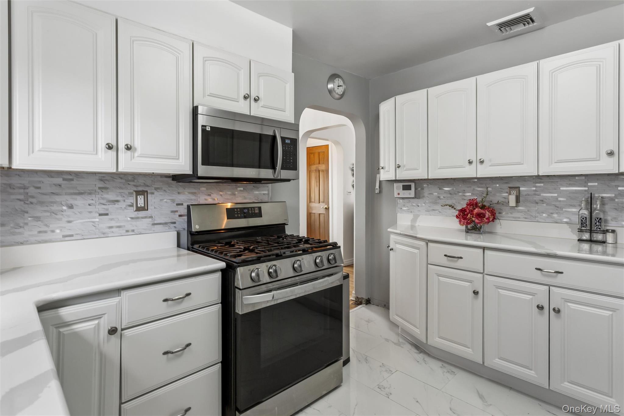 8 Cedarlawn Boulevard Property Photo 11