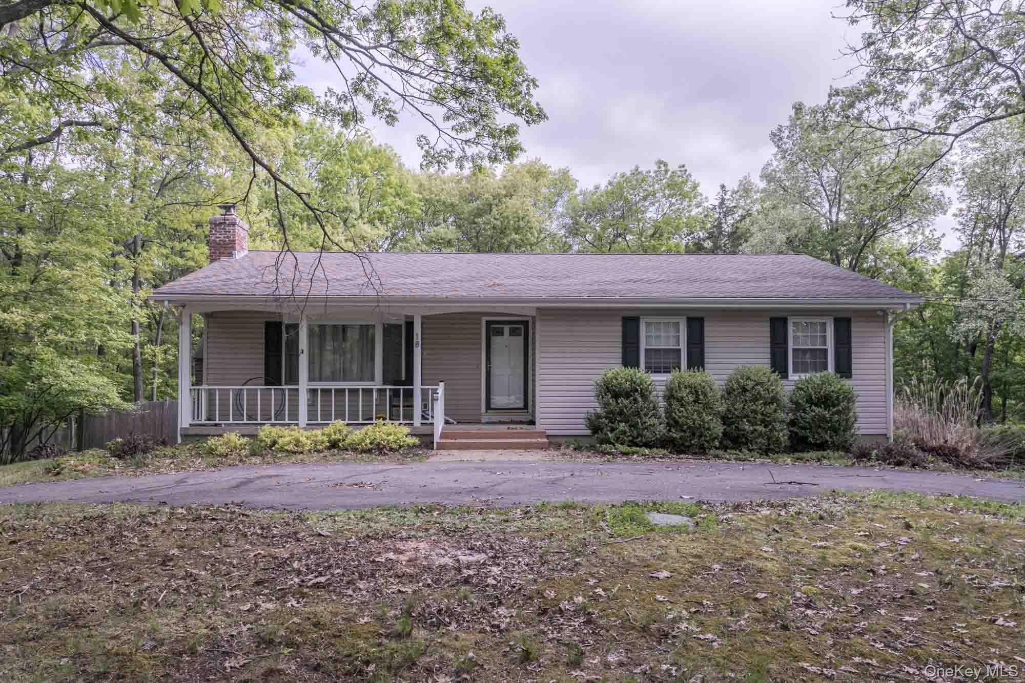 18 Southside Drive Property Photo 3