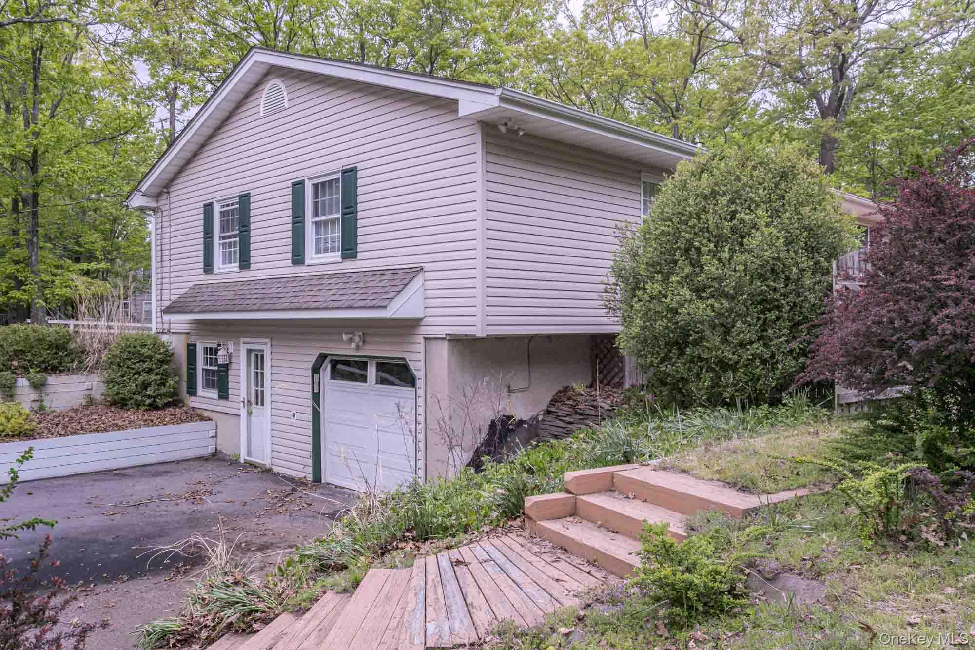 18 Southside Drive Property Photo 8