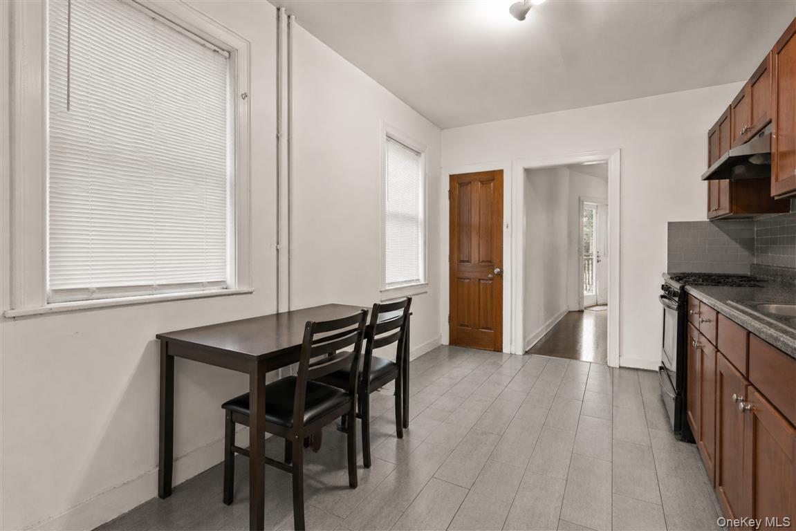 86-16 120th Street Property Photo 8