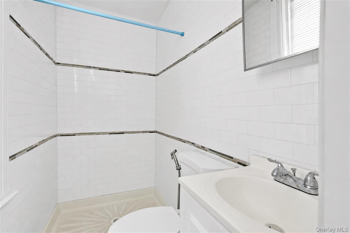 86-16 120th Street Property Photo 11