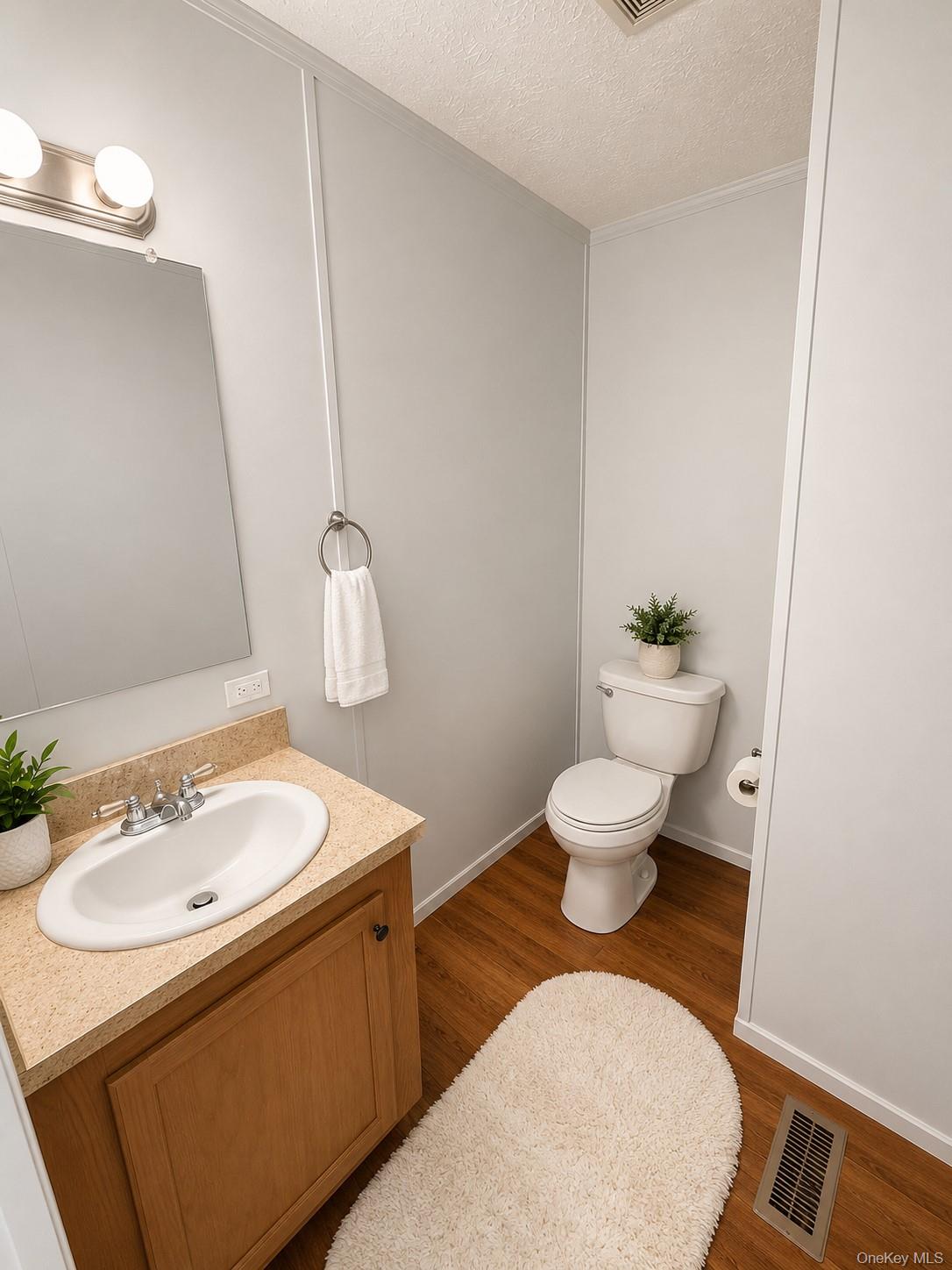 37 Hubbard Avenue 95 Property Photo 6