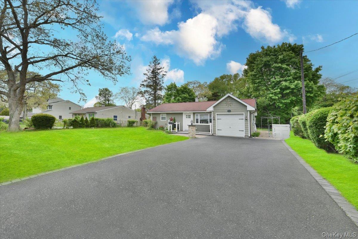 1056 Ocean Avenue Property Photo 4