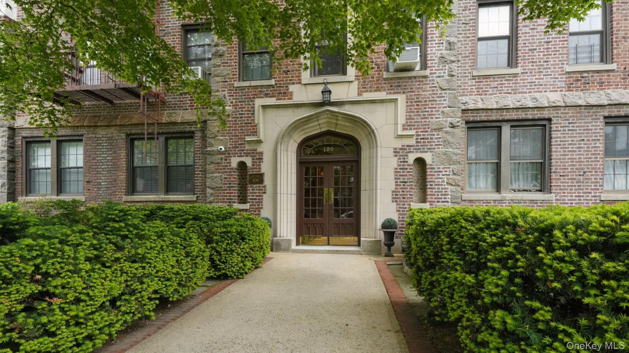 100 Parkway Road 5d Property Photo 3