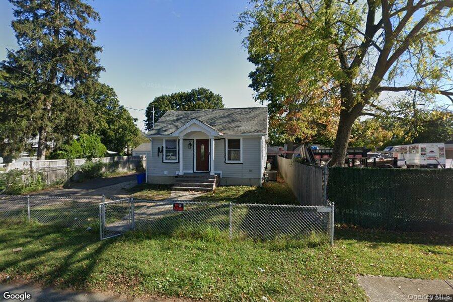 12 7th Avenue Property Photo 1