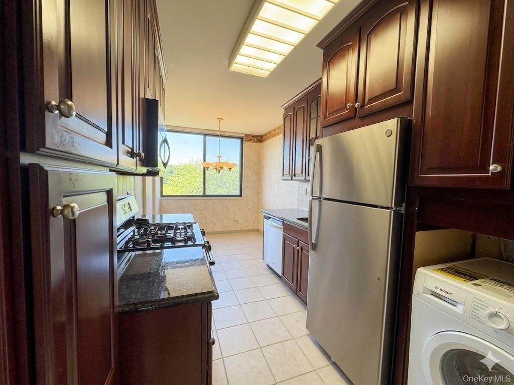 269-10 Grand Central Parkway 4o Property Photo 10