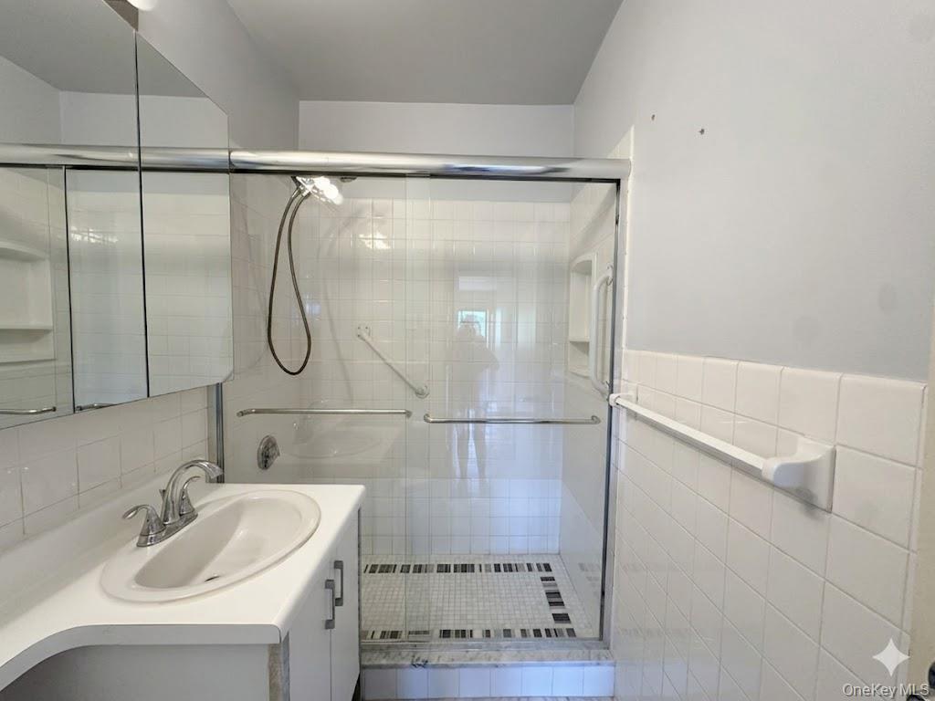 269-10 Grand Central Parkway 4o Property Photo 18
