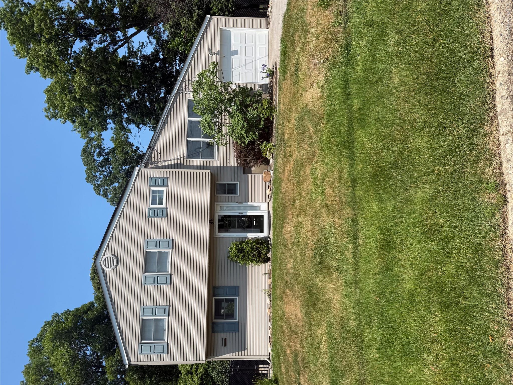 19 Estates Lane Property Photo 1