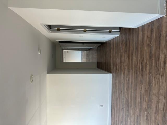 26 W Broadway 303 Property Photo 10