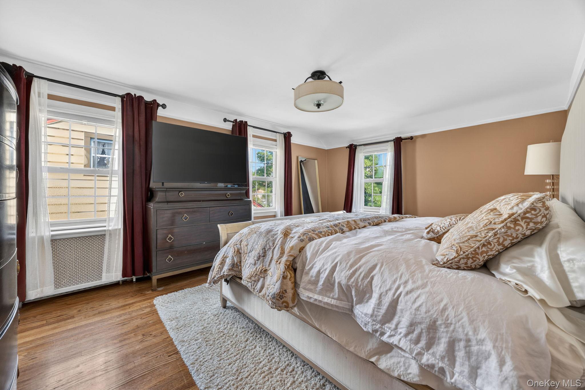 1049 Admont Avenue Property Photo 17