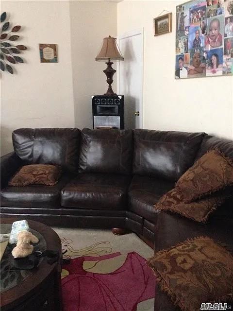 450 Newport Street Property Photo 5