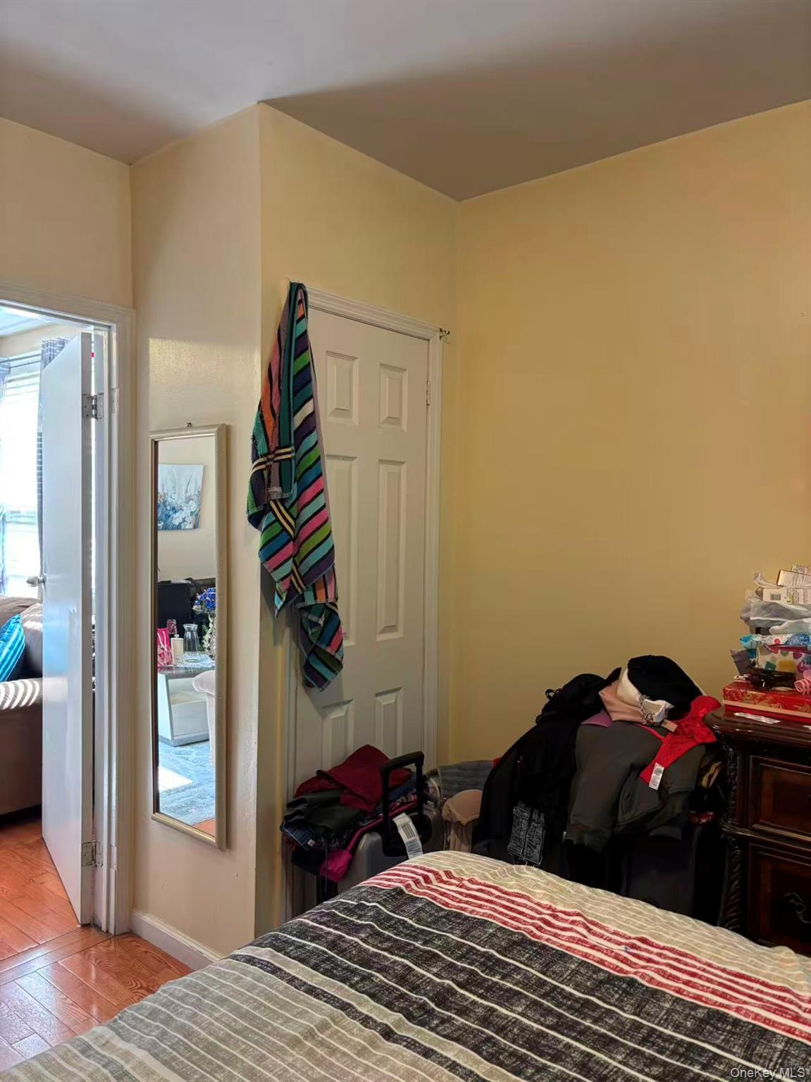 450 Newport Street Property Photo 7
