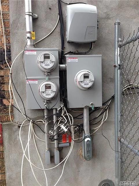 450 Newport Street Property Photo 23