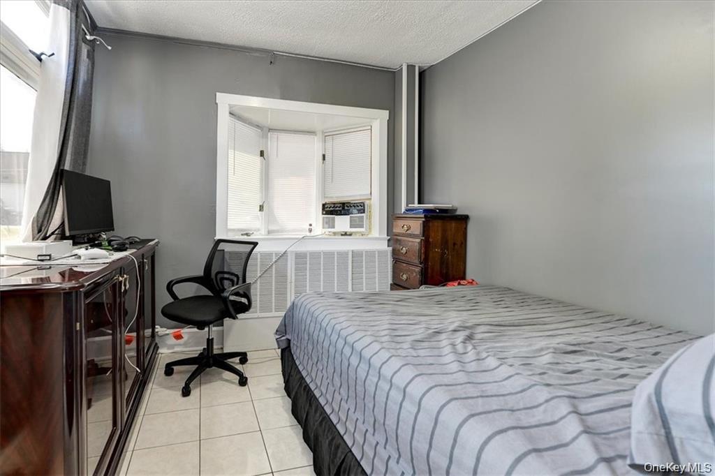 5 Tallman Place Property Photo 12