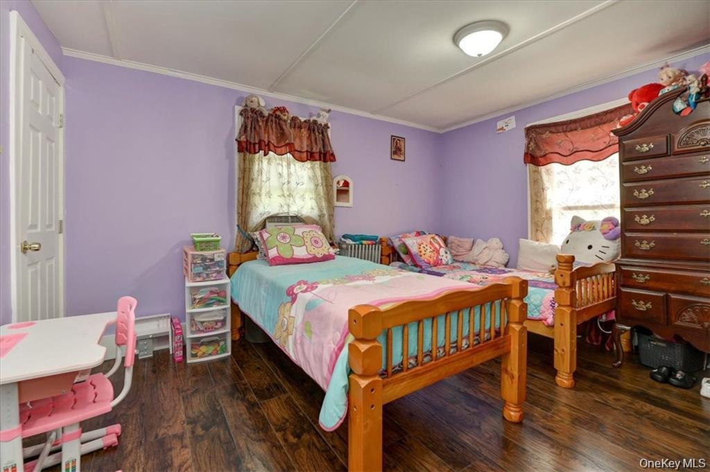 5 Tallman Place Property Photo 15
