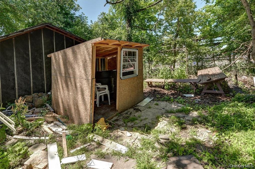 5 Tallman Place Property Photo 24