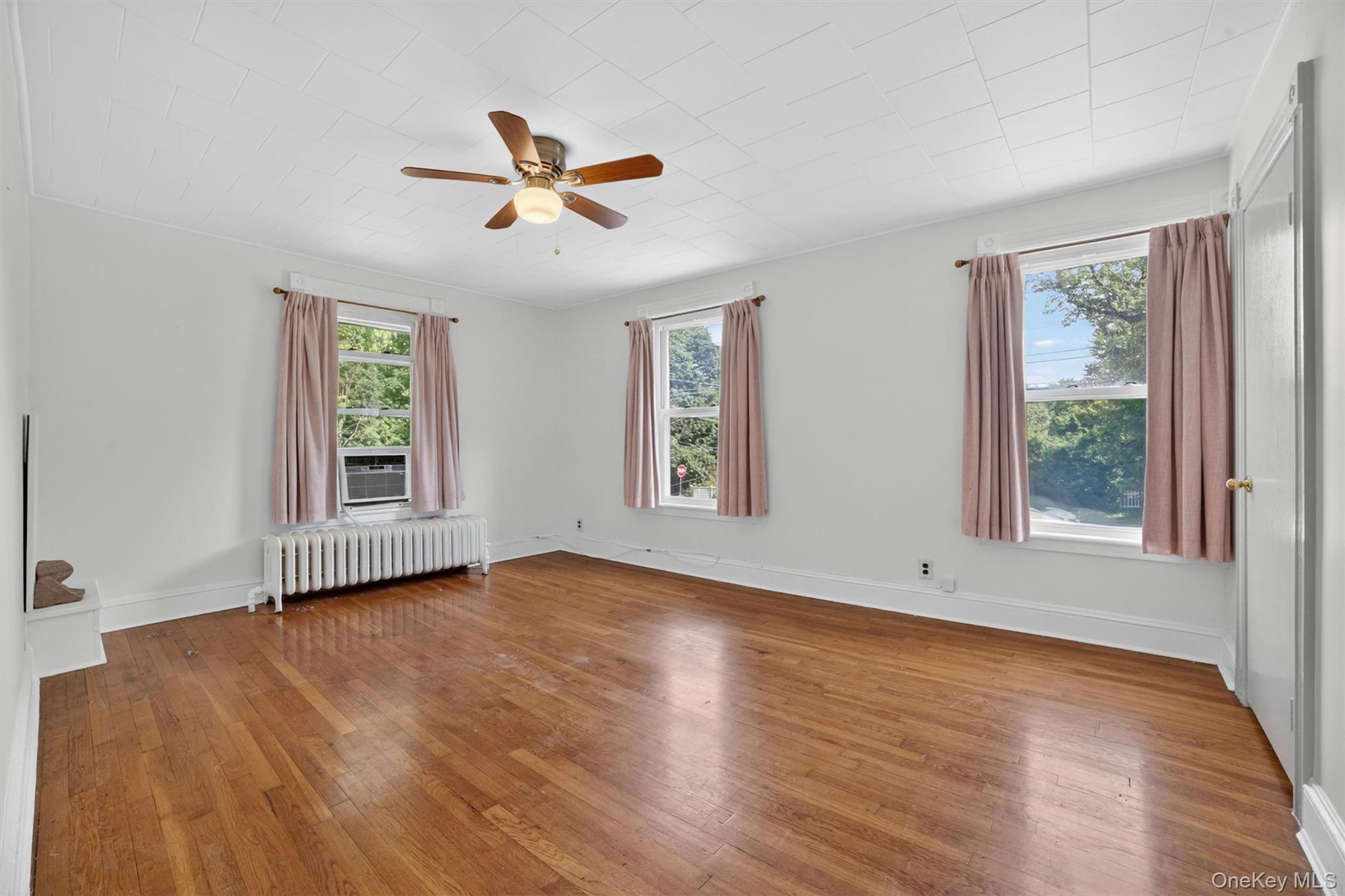 33 Maurice Avenue Property Photo 19