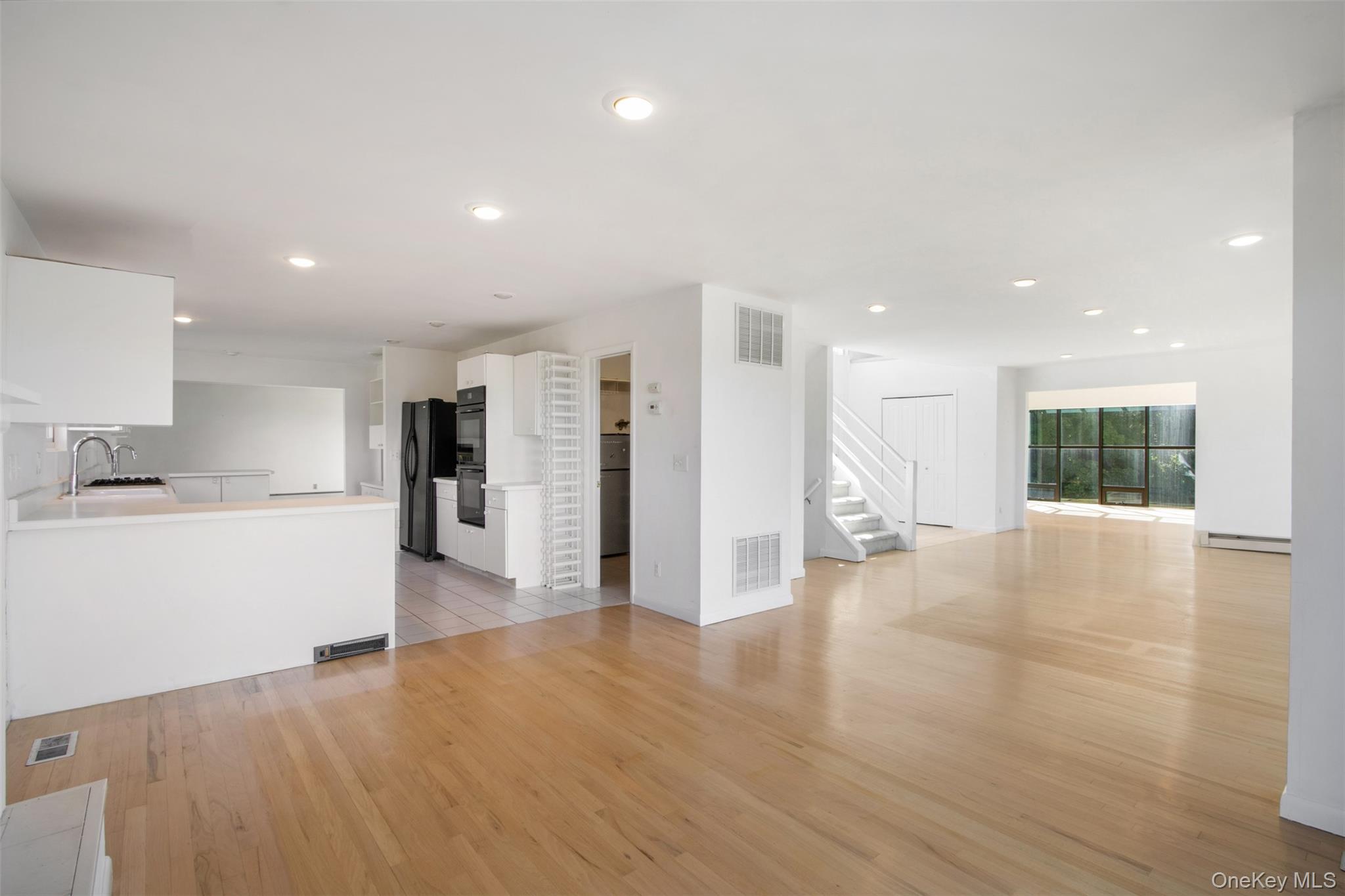 15 Deer Pond Drive Property Photo 7