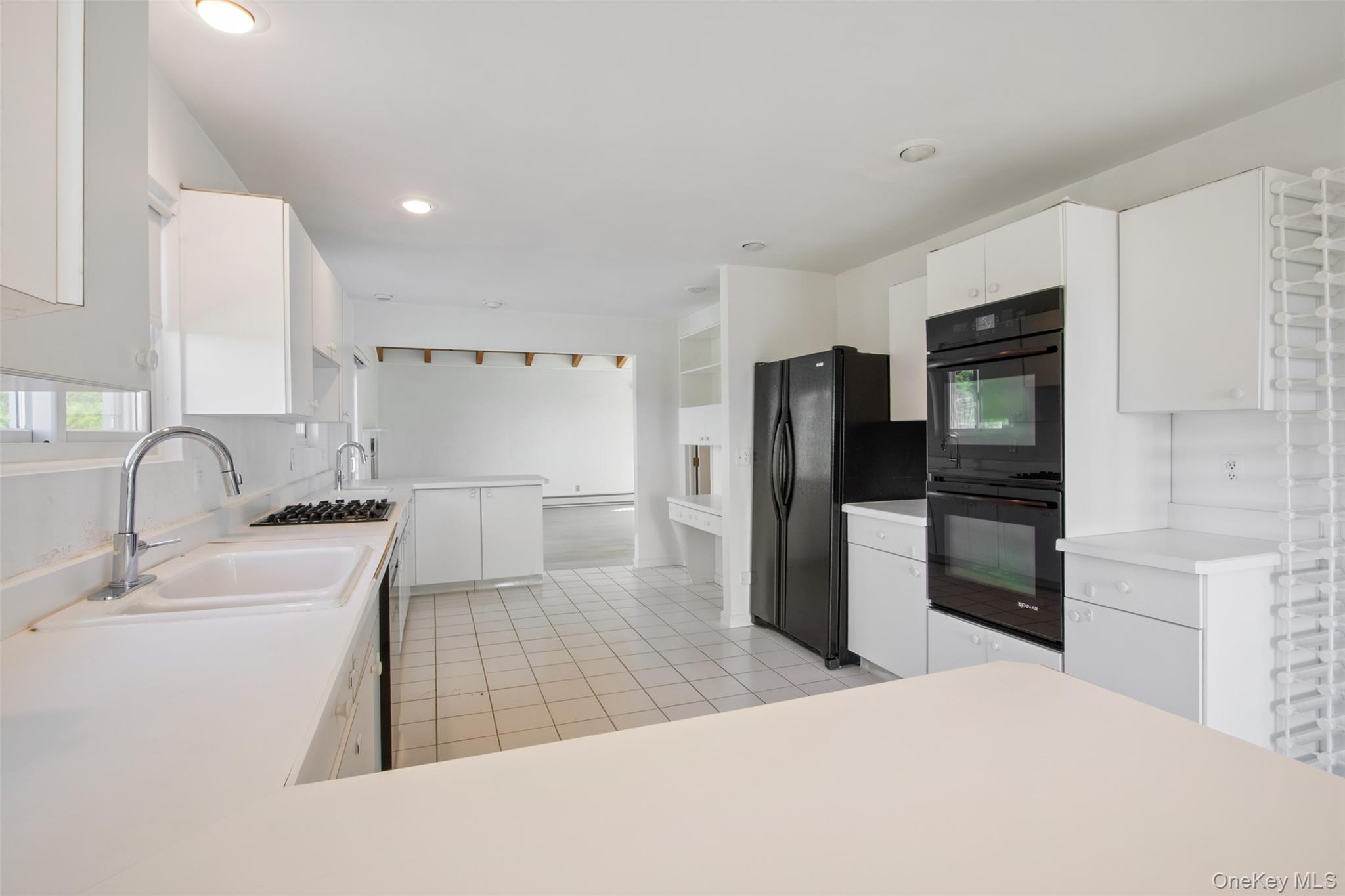 15 Deer Pond Drive Property Photo 8