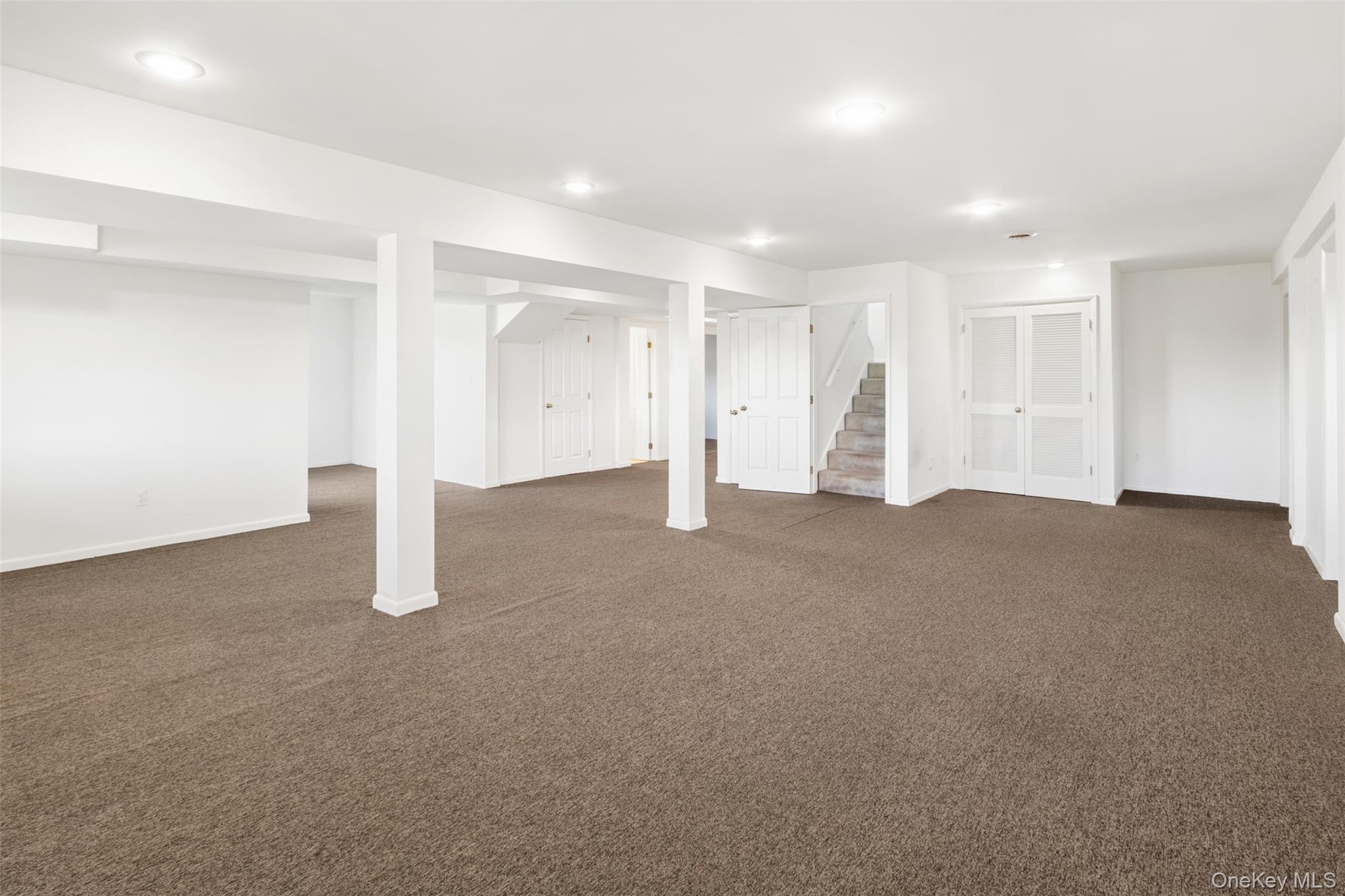 15 Deer Pond Drive Property Photo 28