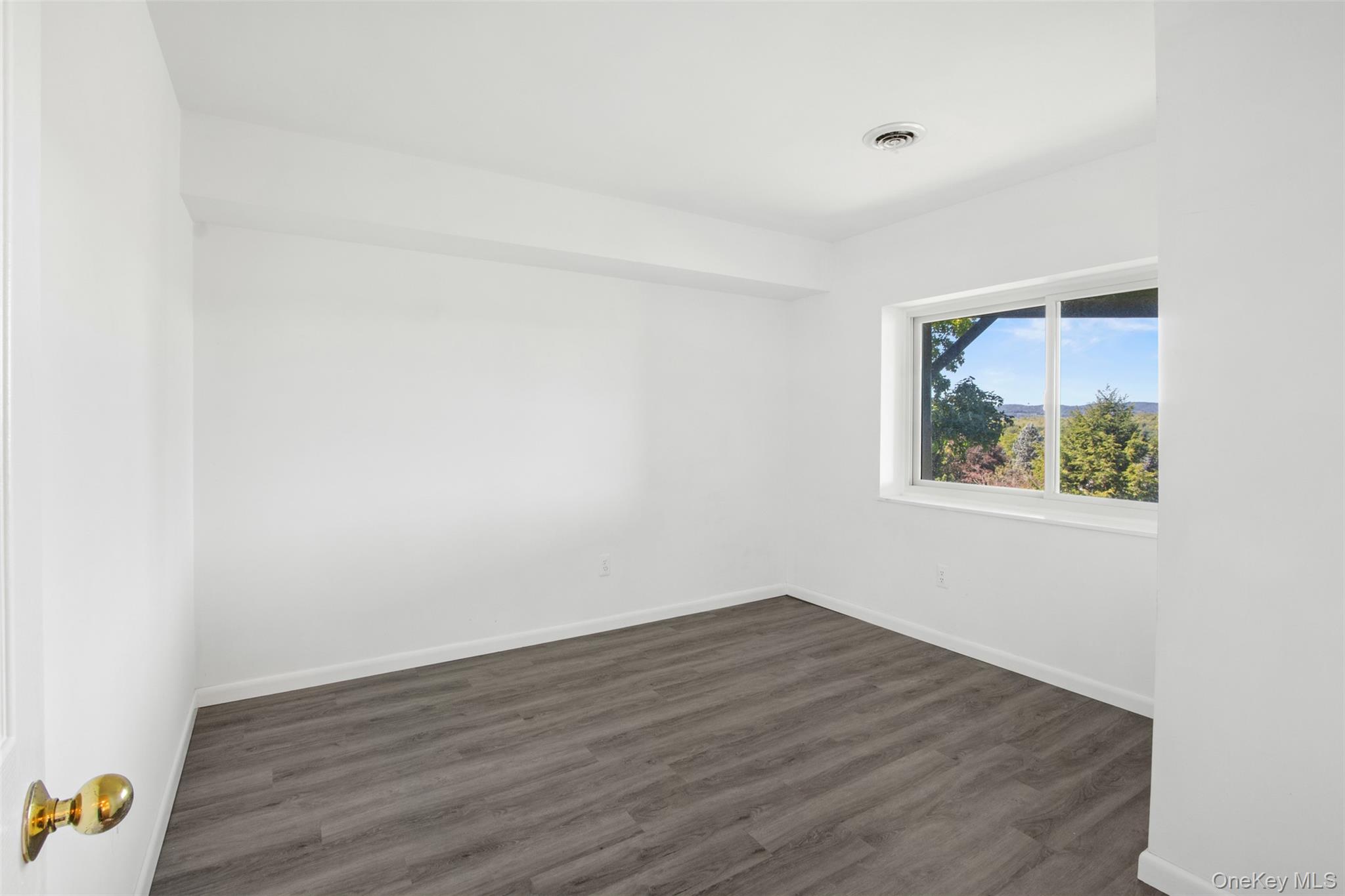 15 Deer Pond Drive Property Photo 29