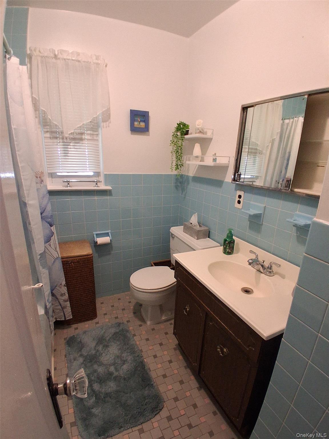 76-37 271st Street Property Photo 4