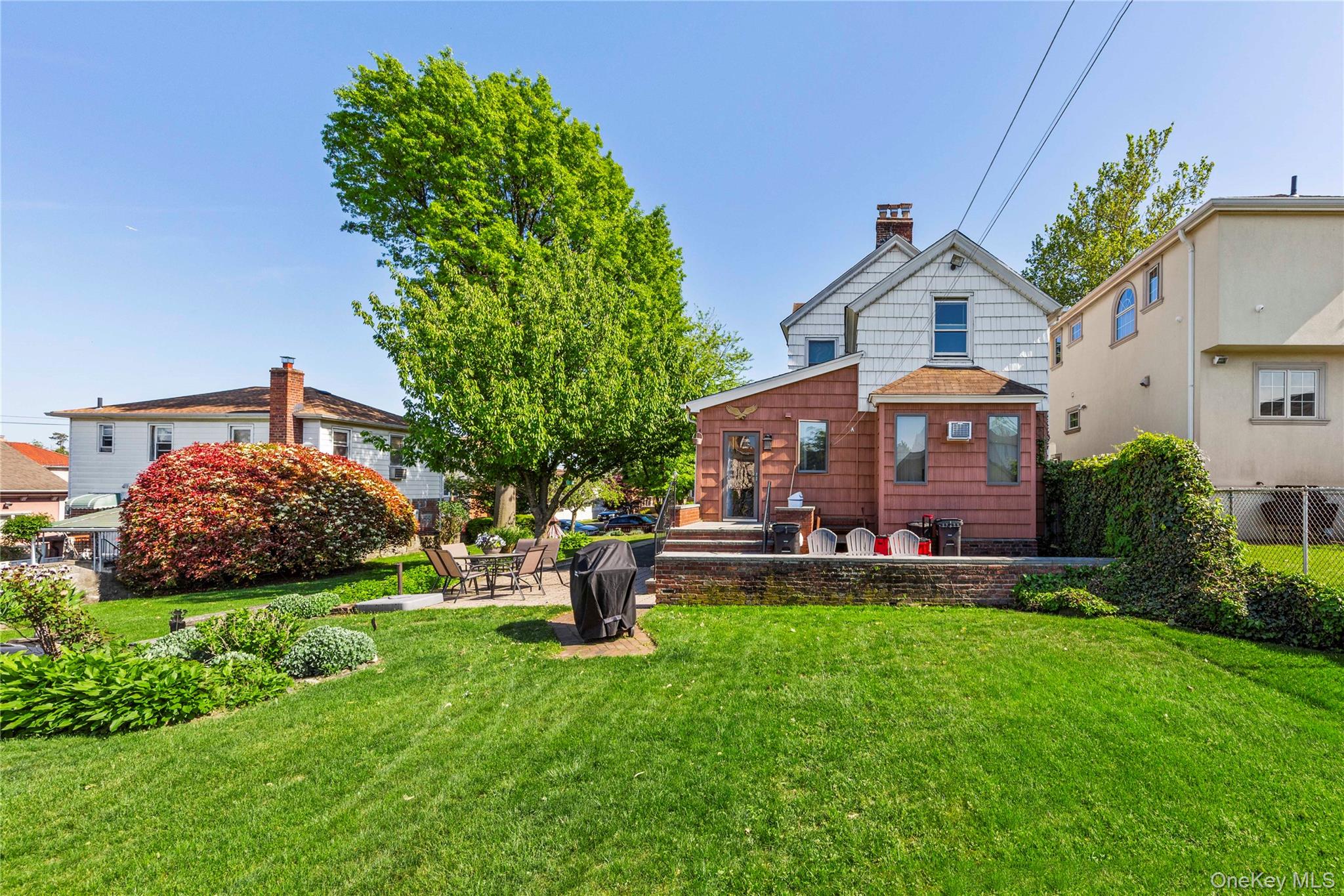 15043 8th Avenue Property Photo 5