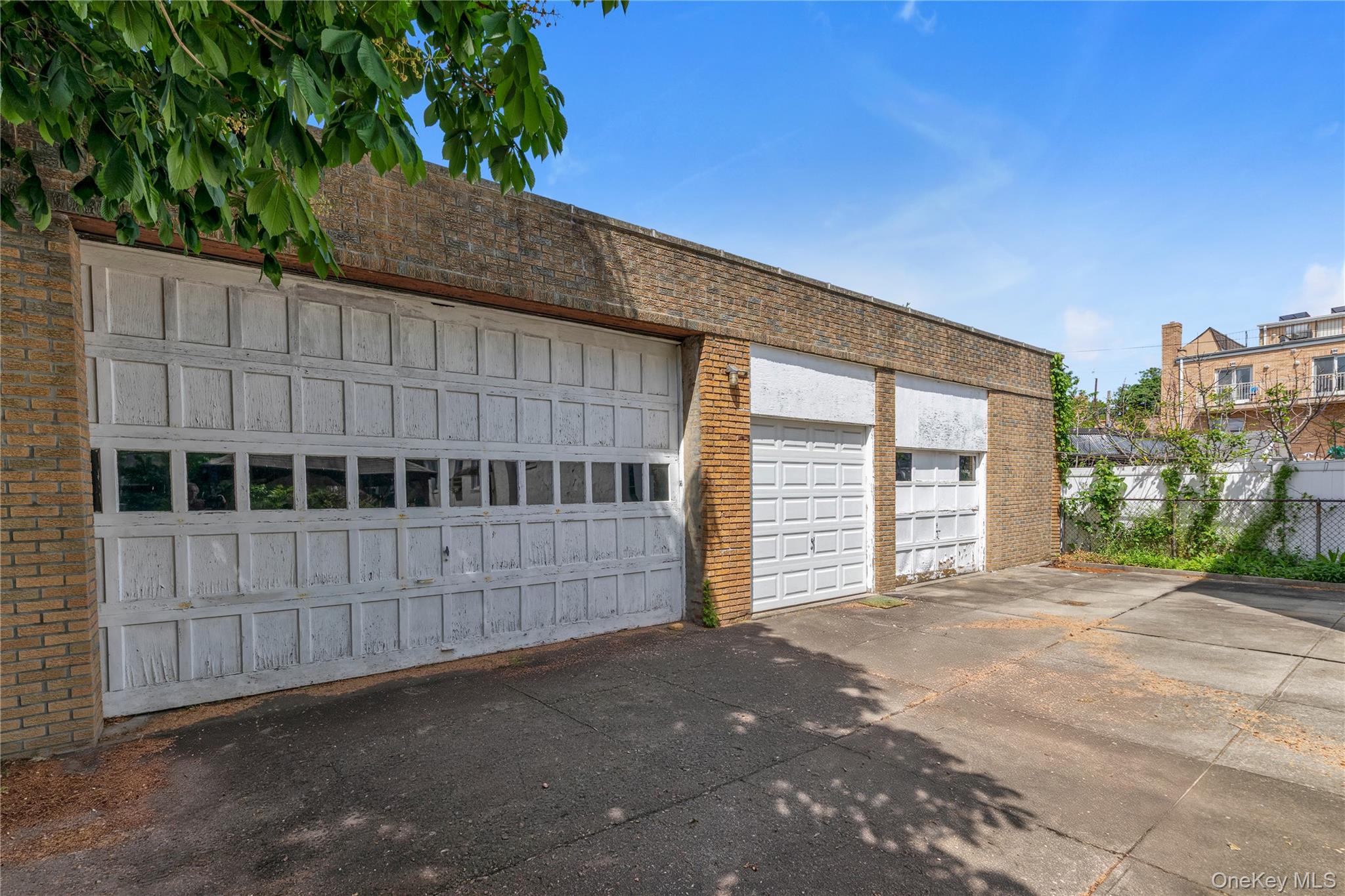 7020 & 7022 72nd Street Property Photo 12