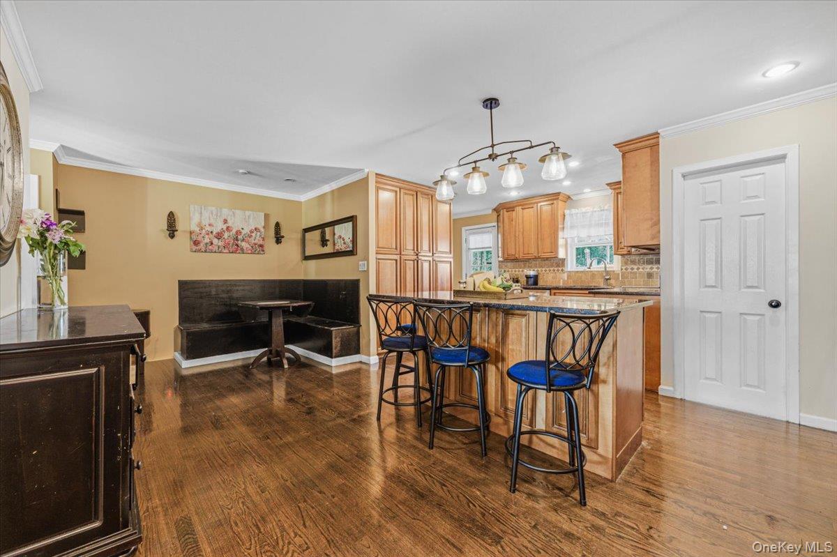 47 Villa Avenue Property Photo 10