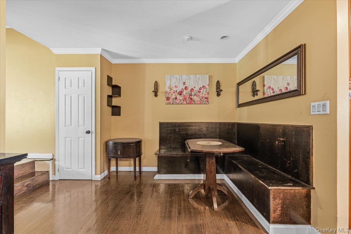 47 Villa Avenue Property Photo 11