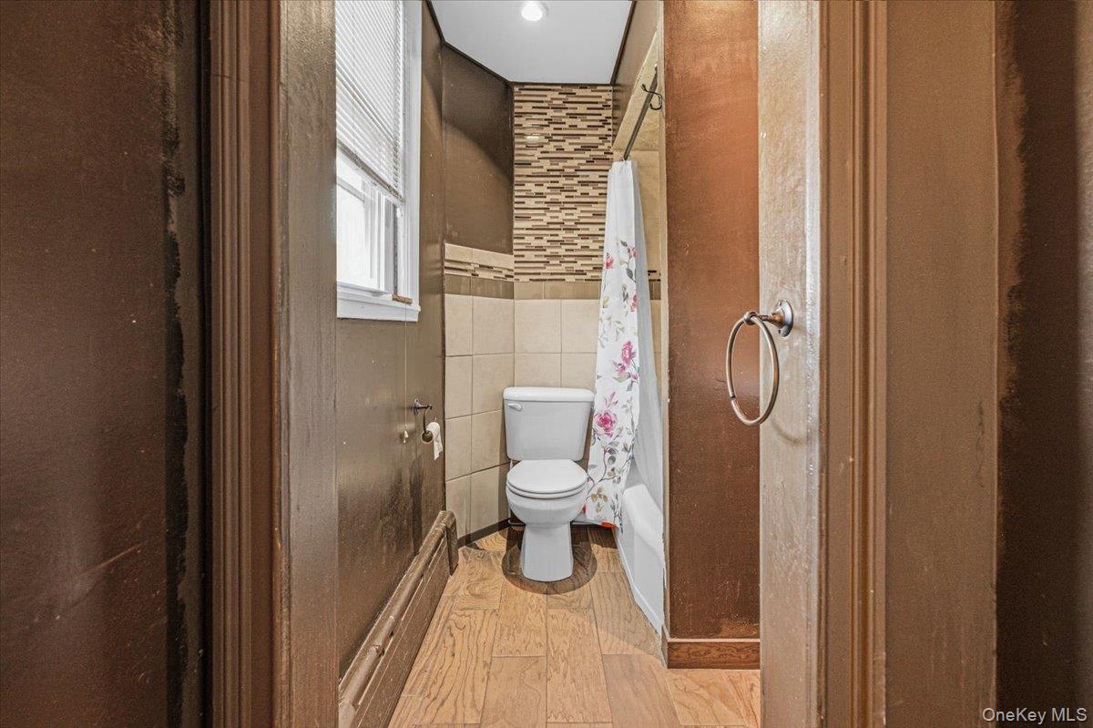 47 Villa Avenue Property Photo 17