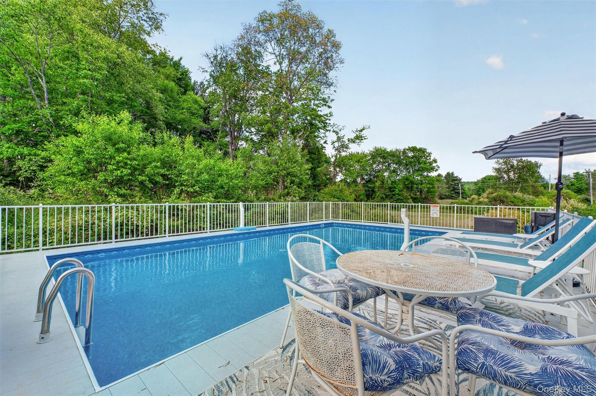 129 Mallory Road Property Photo 43