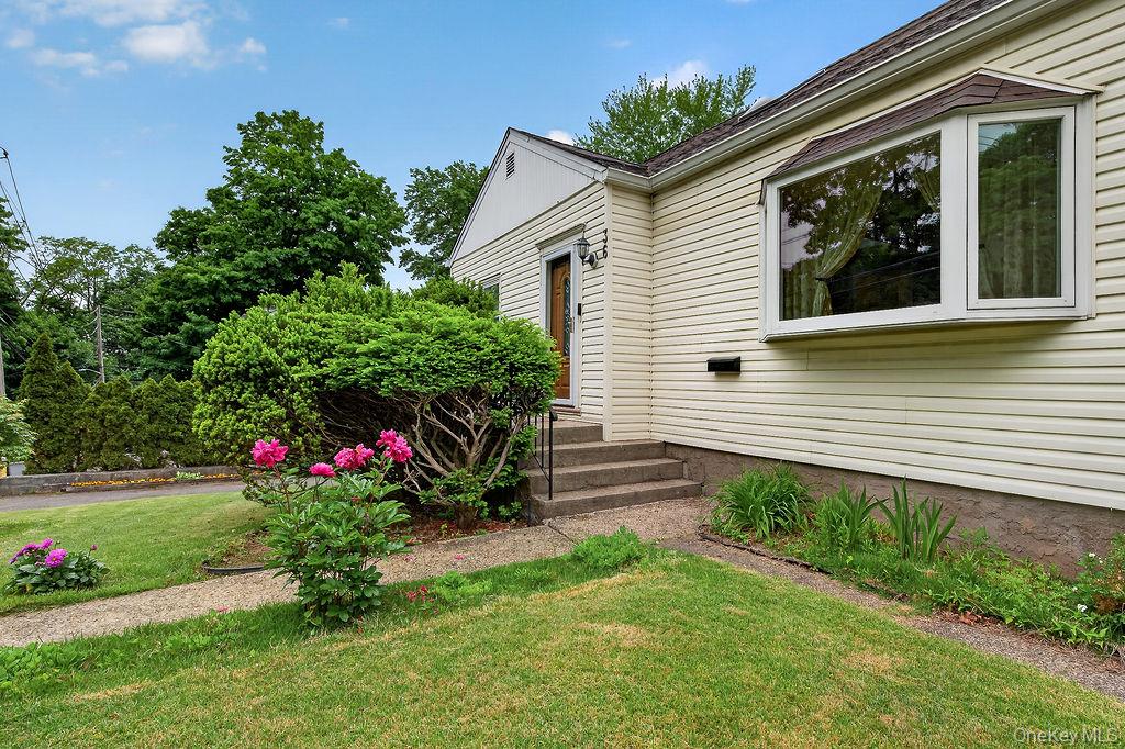 36 Heatherdell Road Property Photo 2
