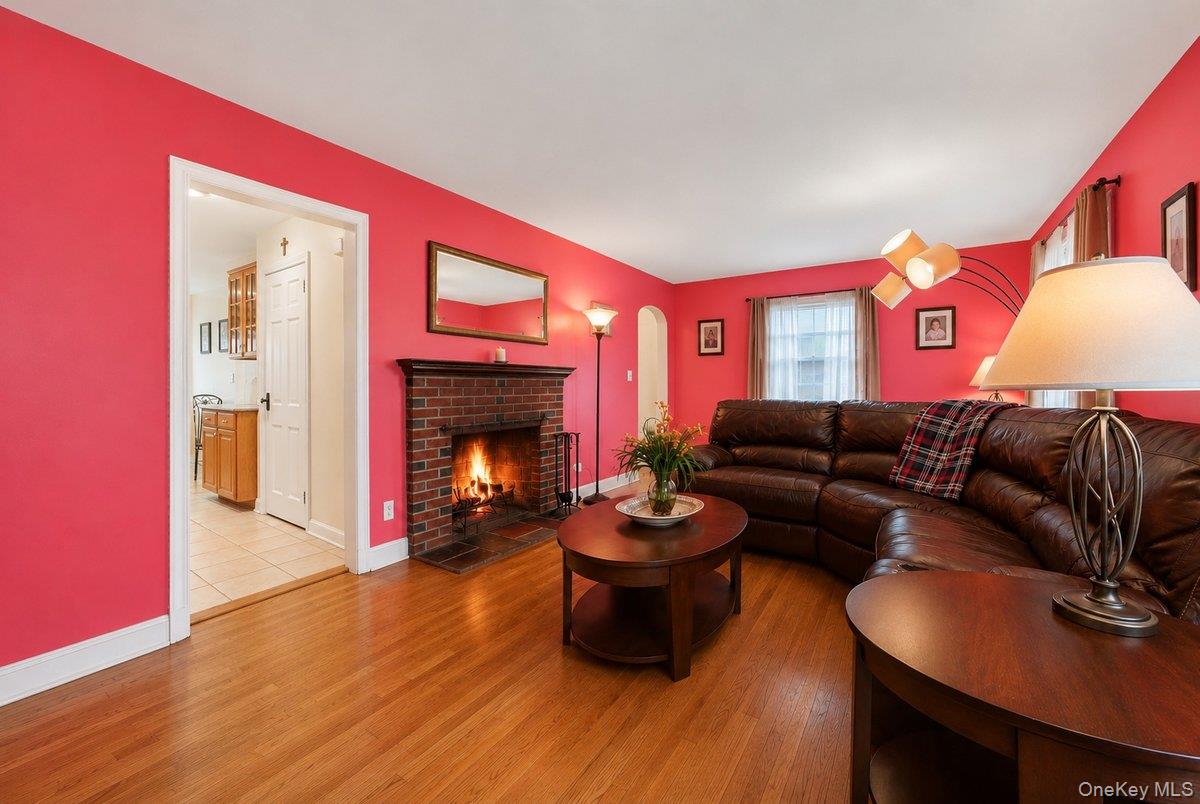 85 Halstead Avenue Property Photo 4