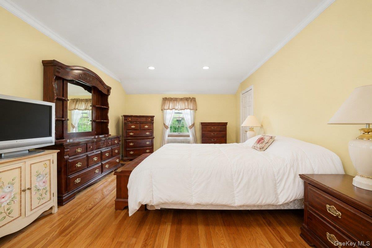 85 Halstead Avenue Property Photo 24