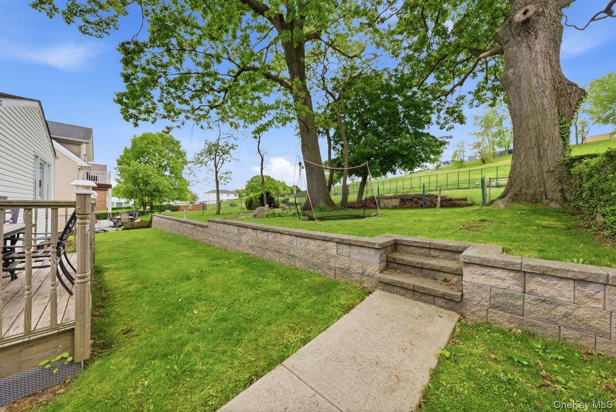 85 Halstead Avenue Property Photo 47