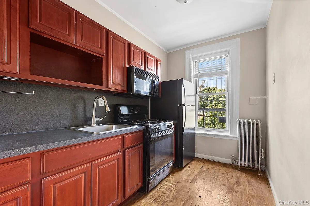 381 Sumpter Street Property Photo 4