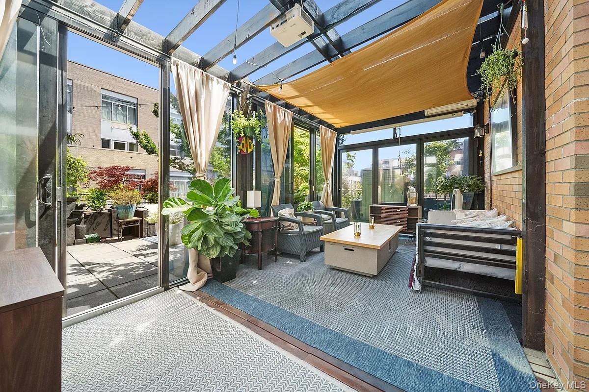 91 Grand Avenue 4d Property Photo 2
