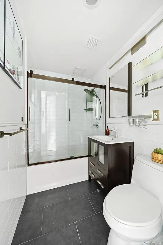 91 Grand Avenue 4d Property Photo 8
