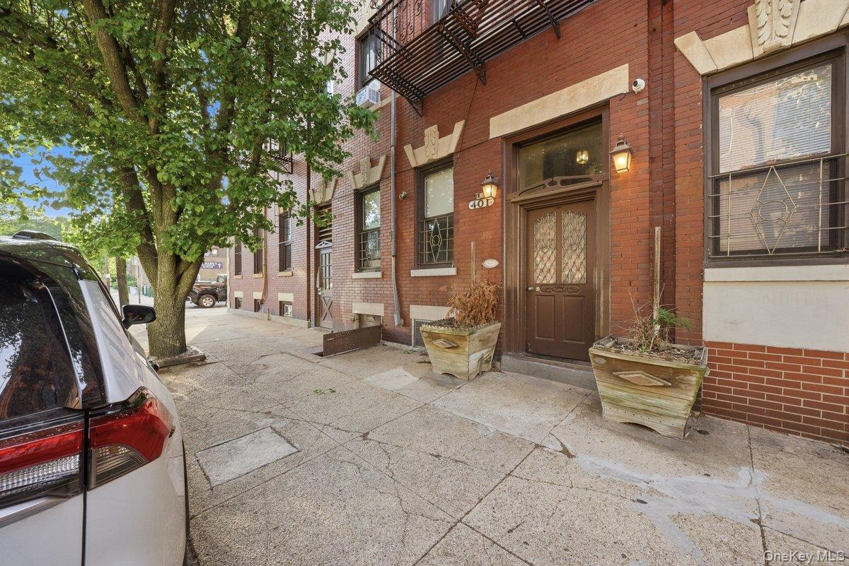 975 Mclean Avenue Property Photo 16
