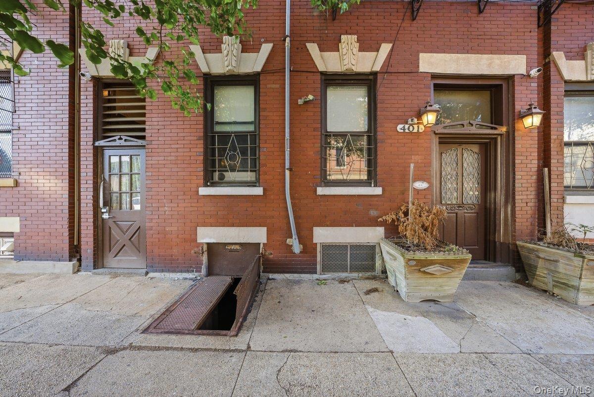 975 Mclean Avenue Property Photo 17