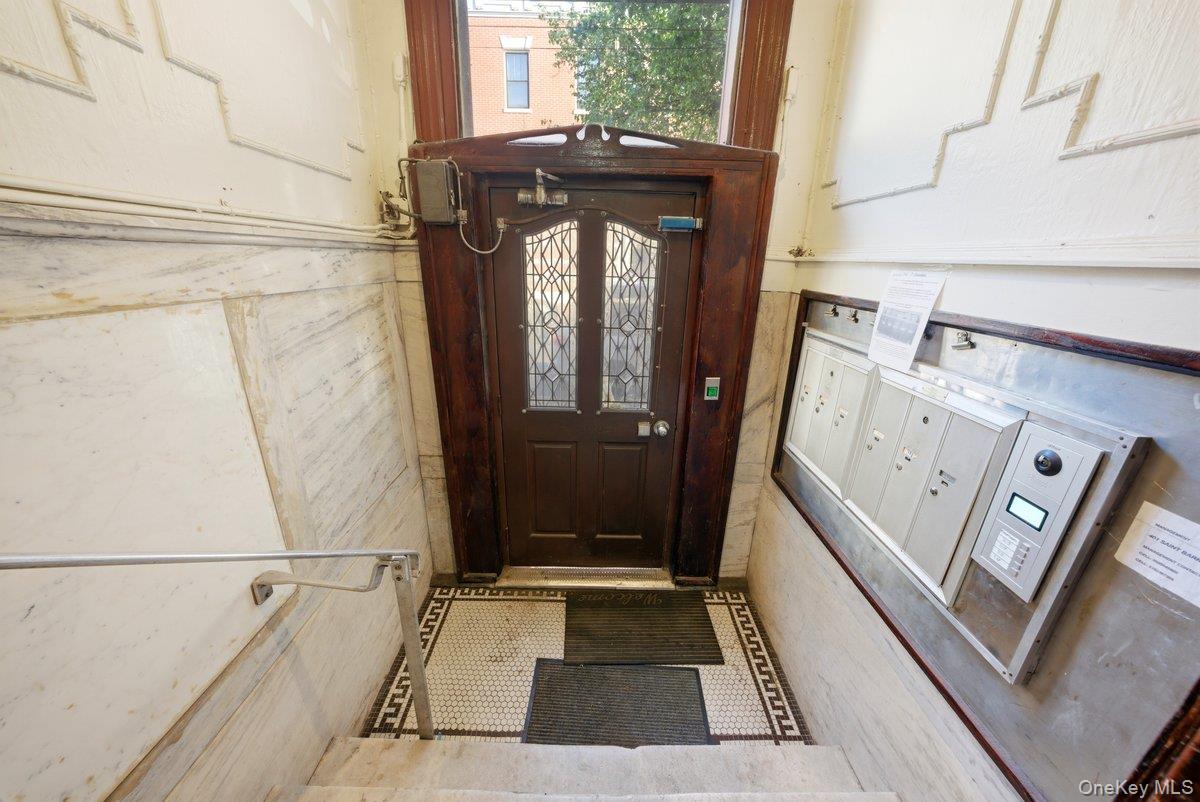 975 Mclean Avenue Property Photo 18