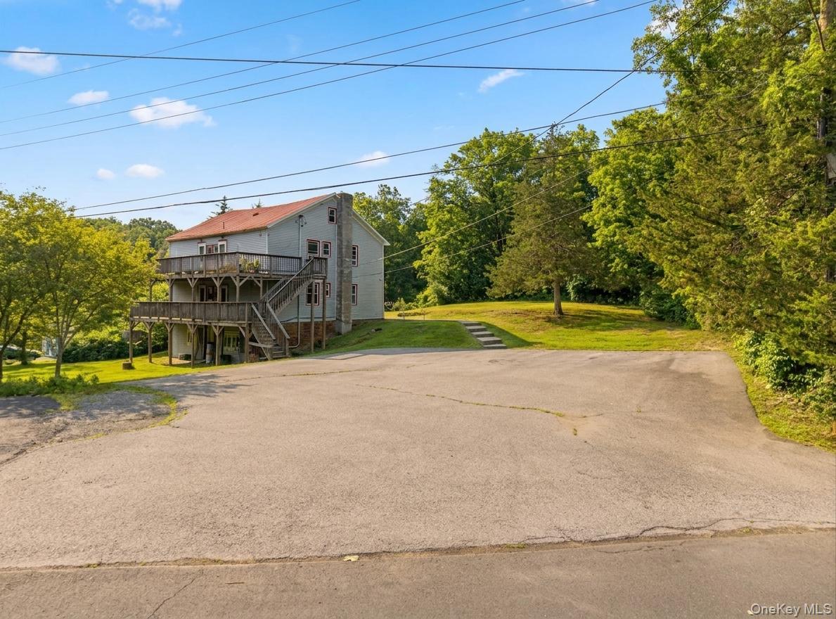 234 Lakeshore Drive Property Photo 4