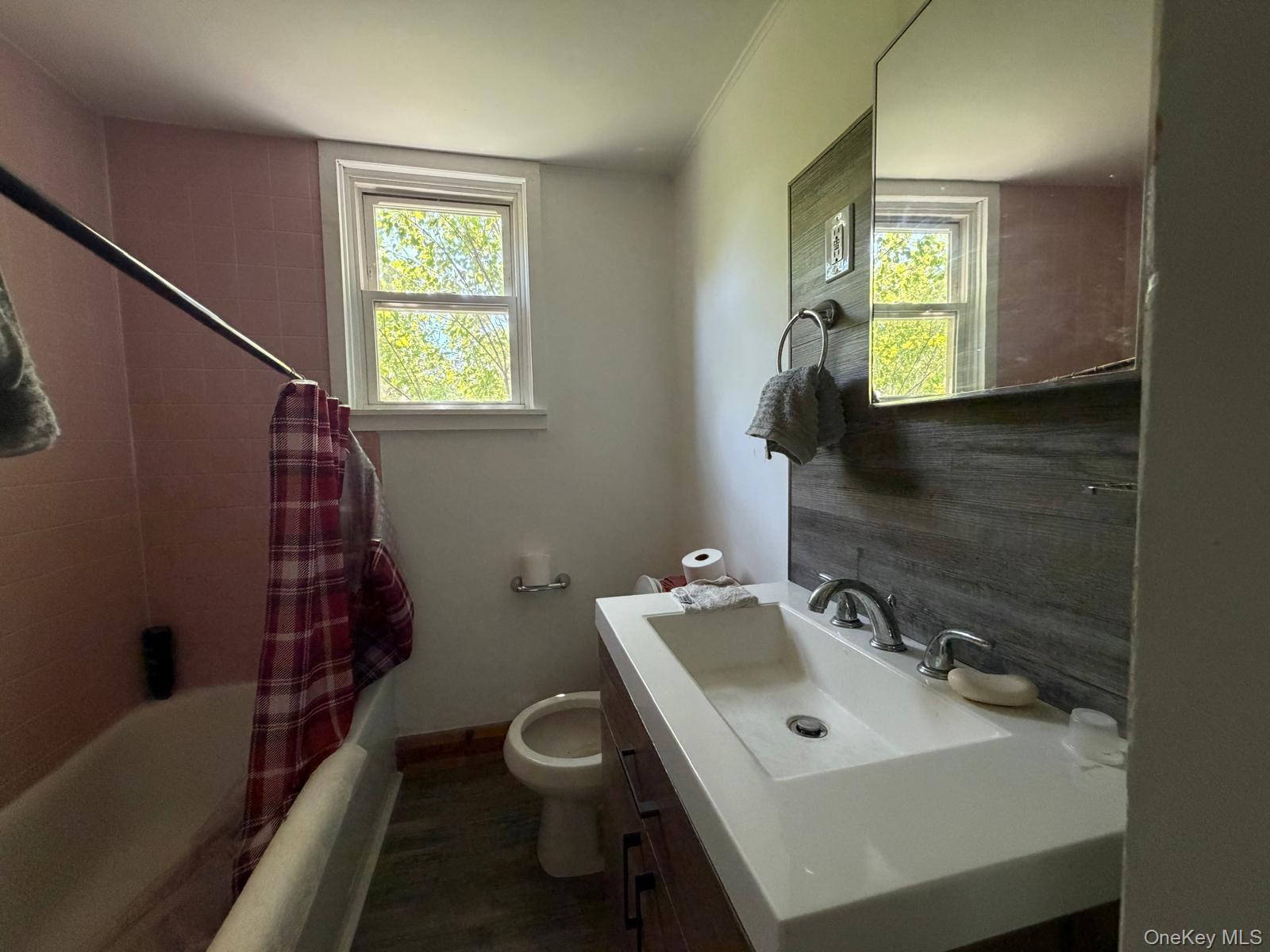 234 Lakeshore Drive Property Photo 26